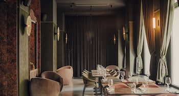 flaner hotel worldhotels crafted