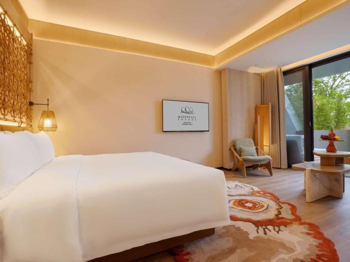 chengdu expo waterfall hotel mgallery collection