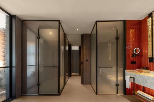 doubletree by hilton kaifeng