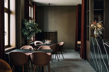 saga hotel oslo worldhotels crafted