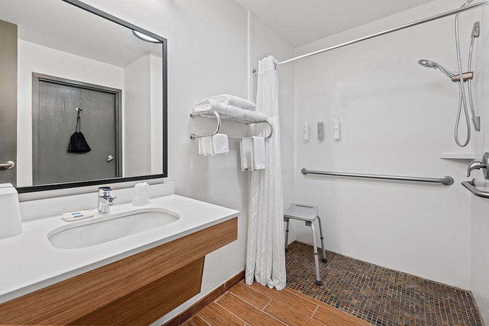 spark by hilton amarillo west medical center