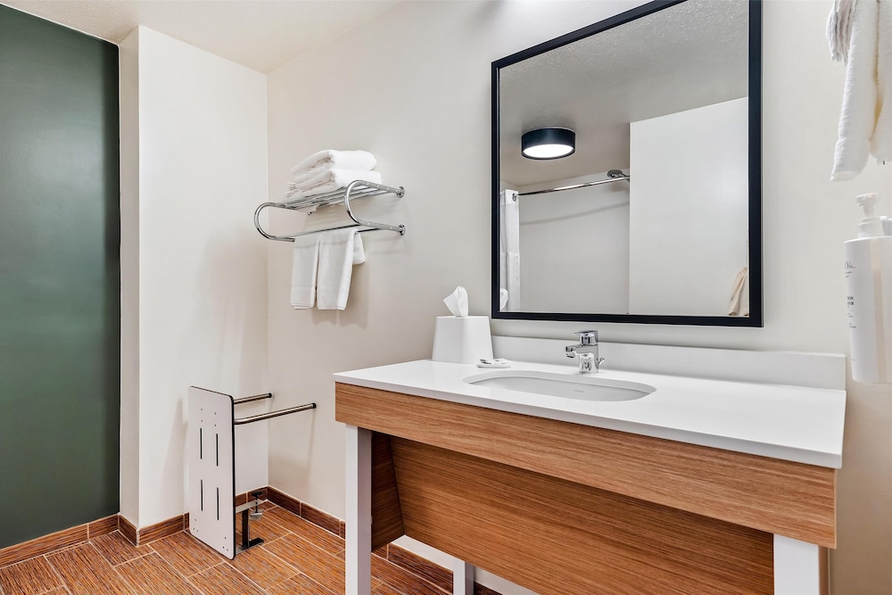 spark by hilton amarillo west medical center