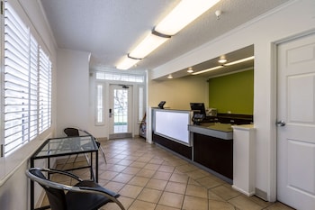 studio 6 tempe az