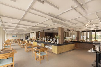 eastin resort rayong