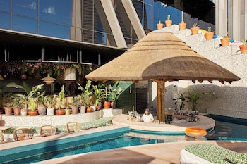 mama shelter dubai