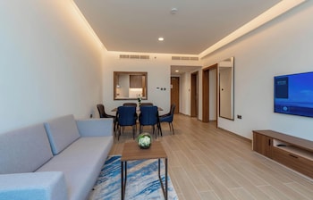 beach bay hotel mirfa