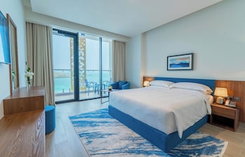 beach bay hotel mirfa