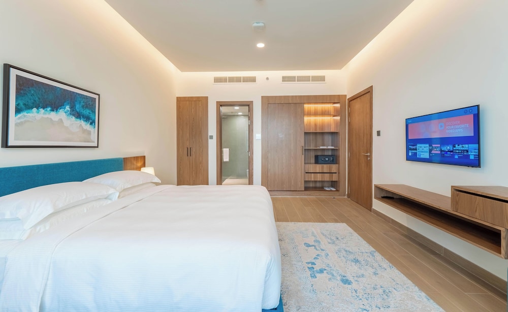 beach bay hotel mirfa