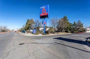 studio 6 albuquerque nm north