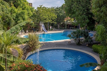 hotel boyeros
