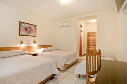 hotel boyeros