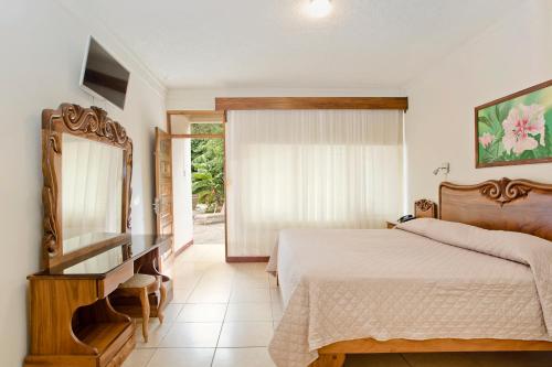 hotel boyeros