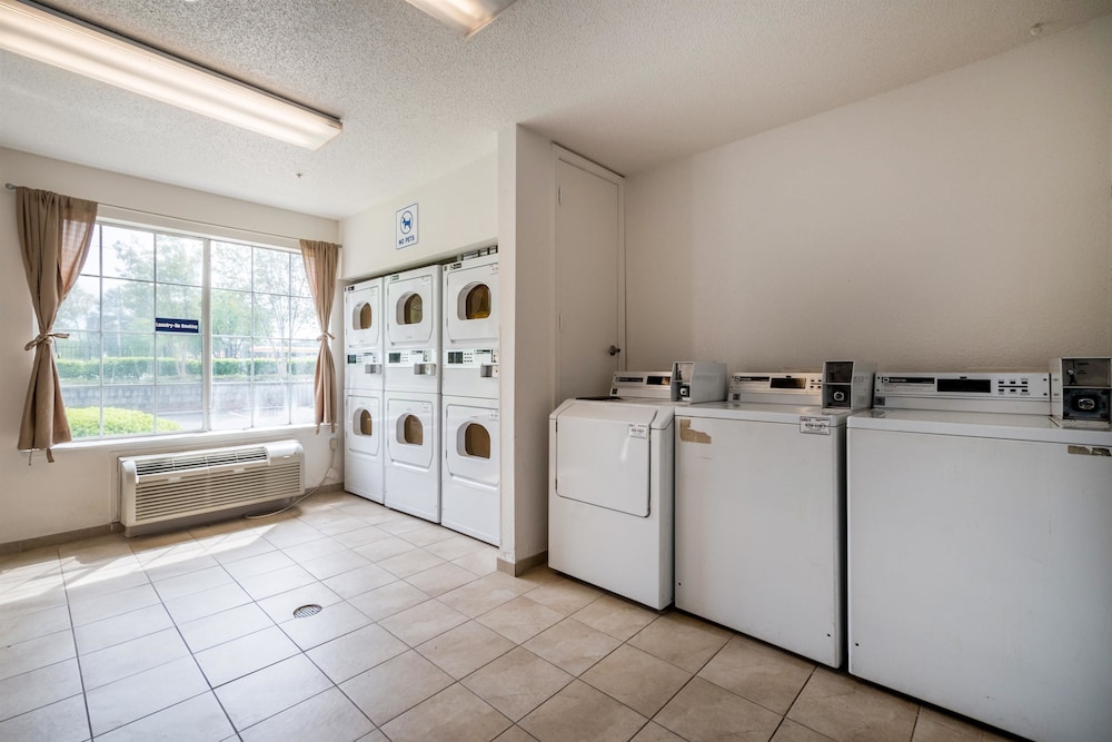 studio 6 roswell ga atlanta