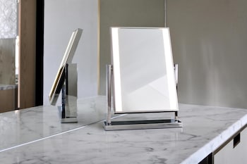 kempinski central avenue dubai