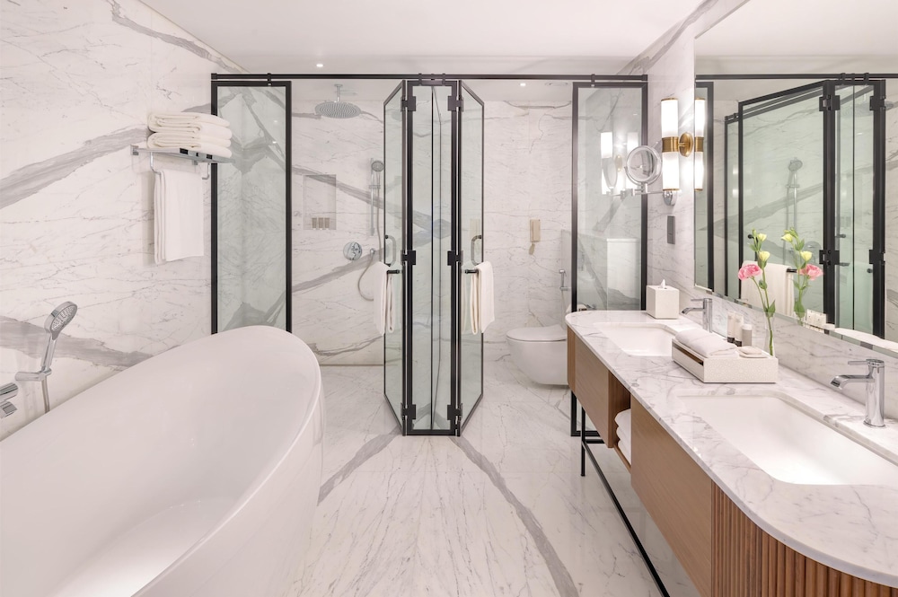 kempinski central avenue dubai