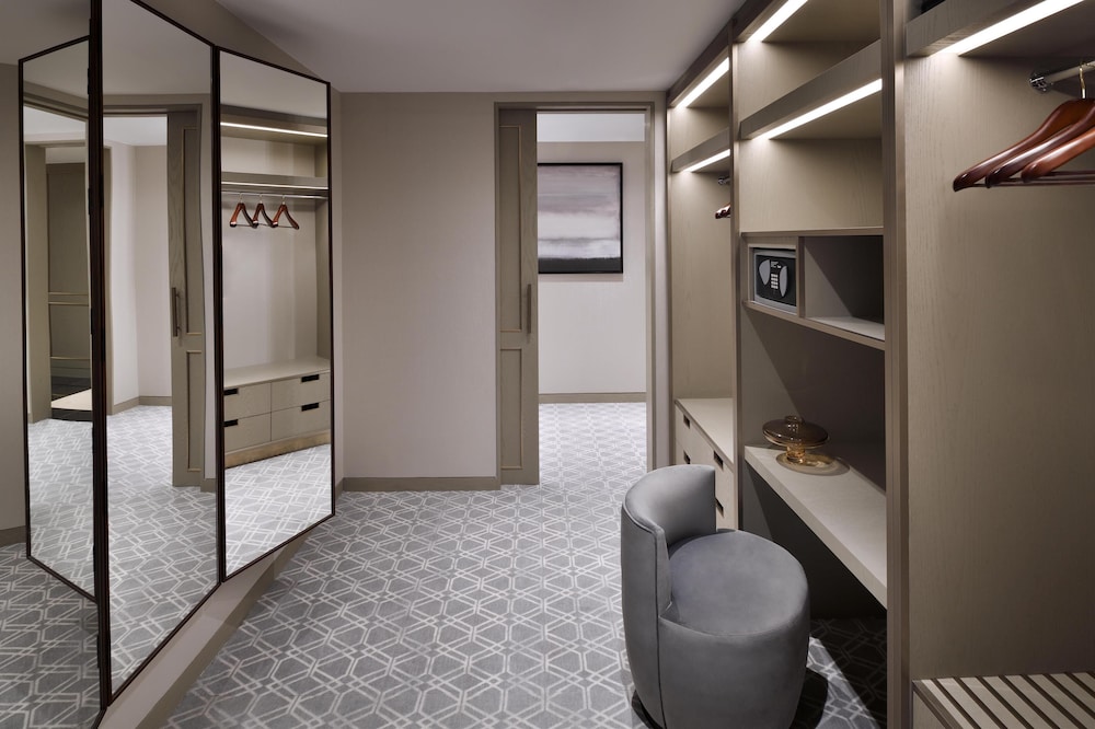 kempinski central avenue dubai