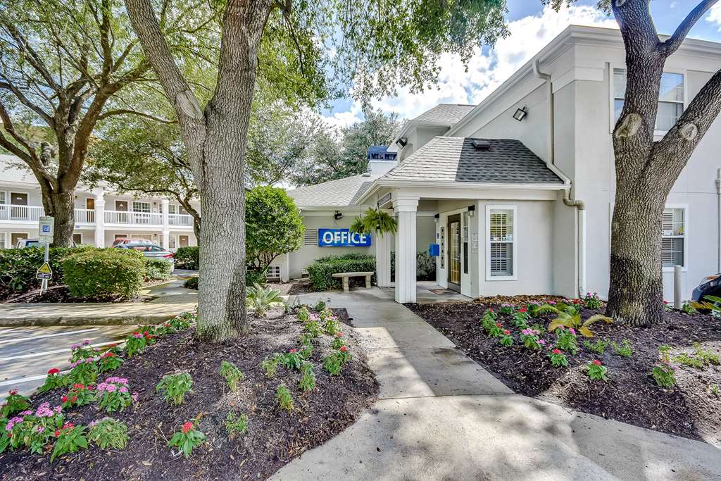 studio 6 houston tx hobby south