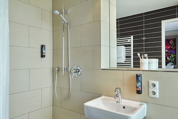 holiday inn the niu fusion hamburg st georg