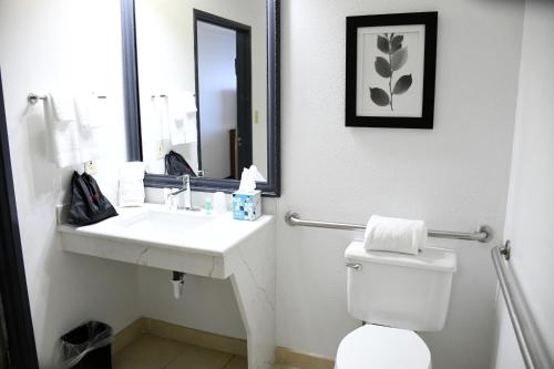 harmony inn and suites