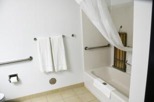 harmony inn and suites
