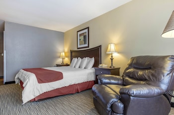 days inn by wyndham pittsburg ks