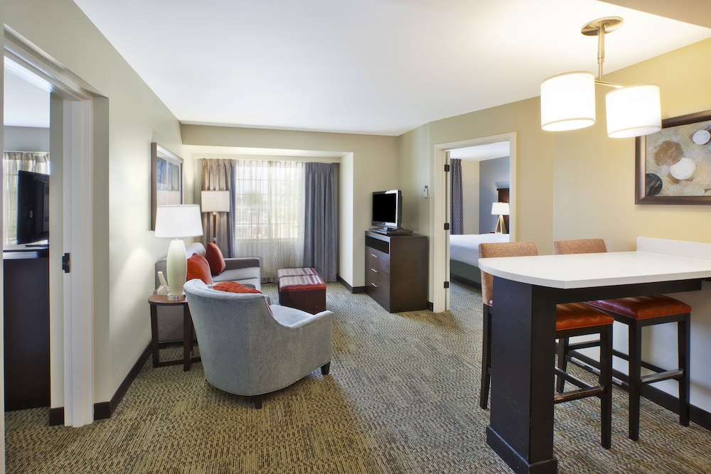 staybridge suites cleveland mayfield heights beachwood by ihg