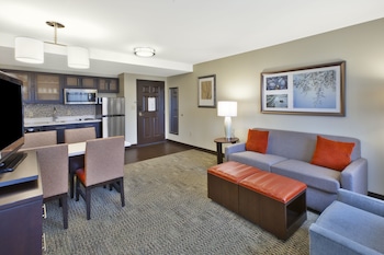 staybridge suites cleveland mayfield heights beachwood by ihg