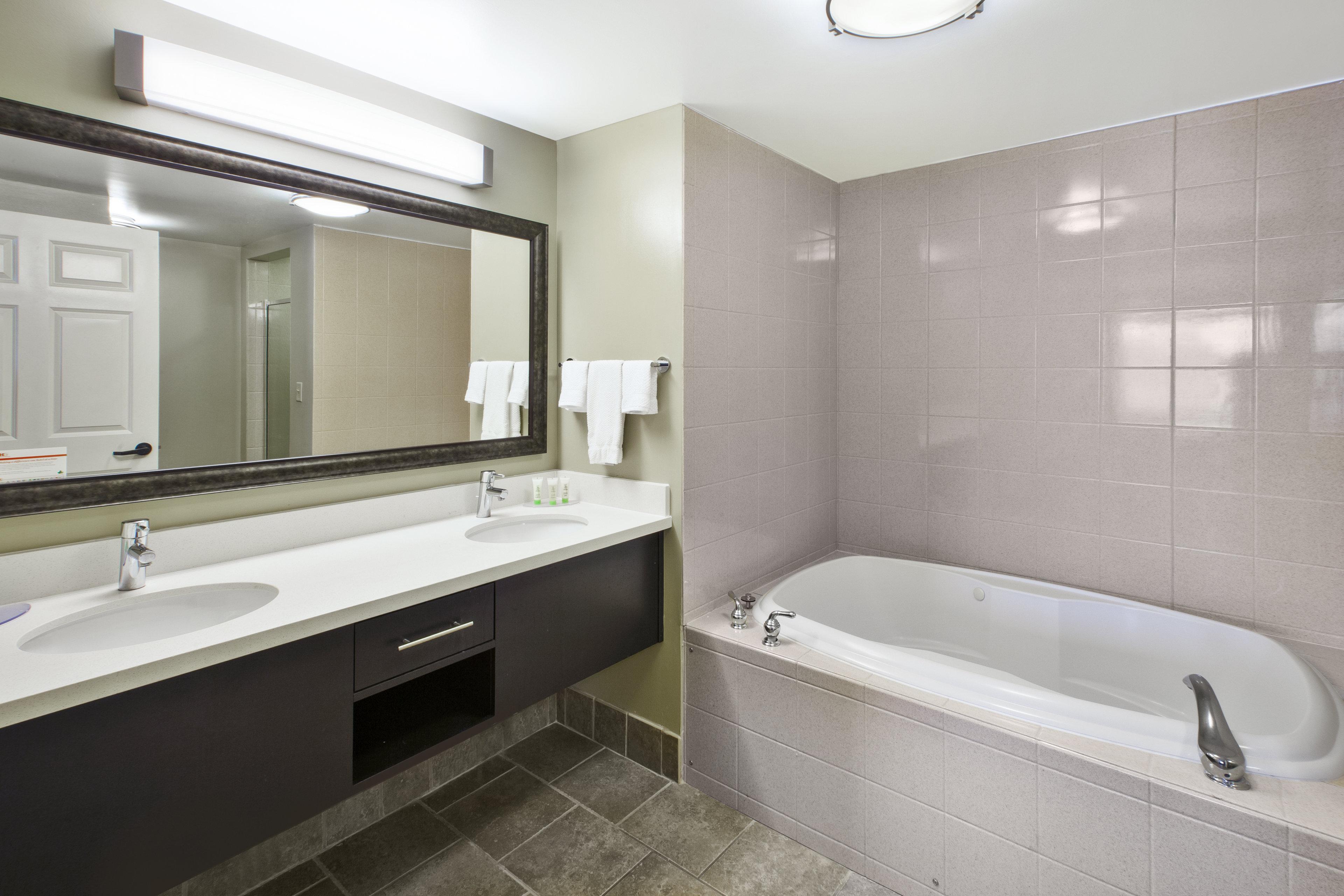 staybridge suites cleveland mayfield heights beachwood by ihg