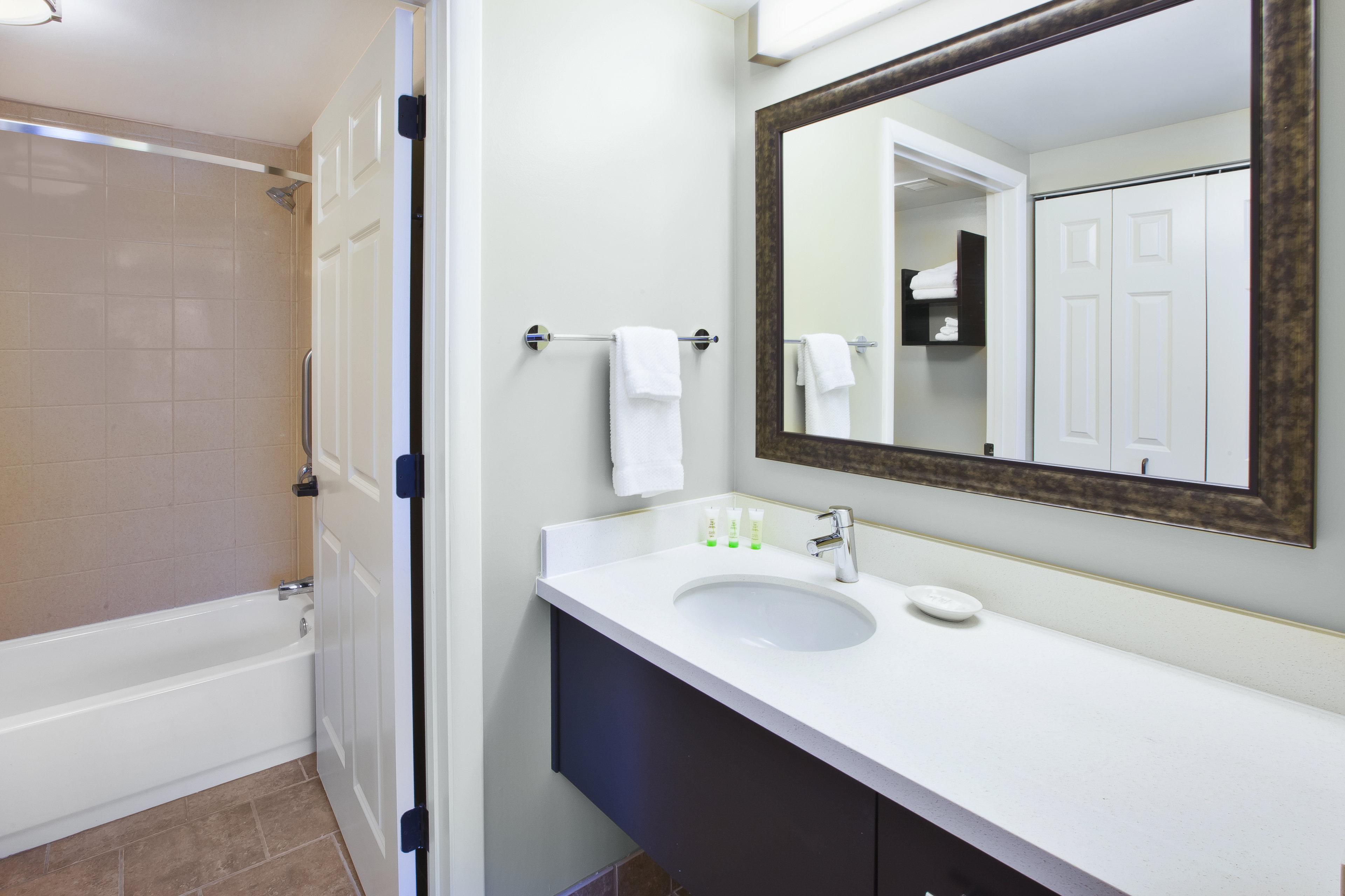 staybridge suites cleveland mayfield heights beachwood by ihg