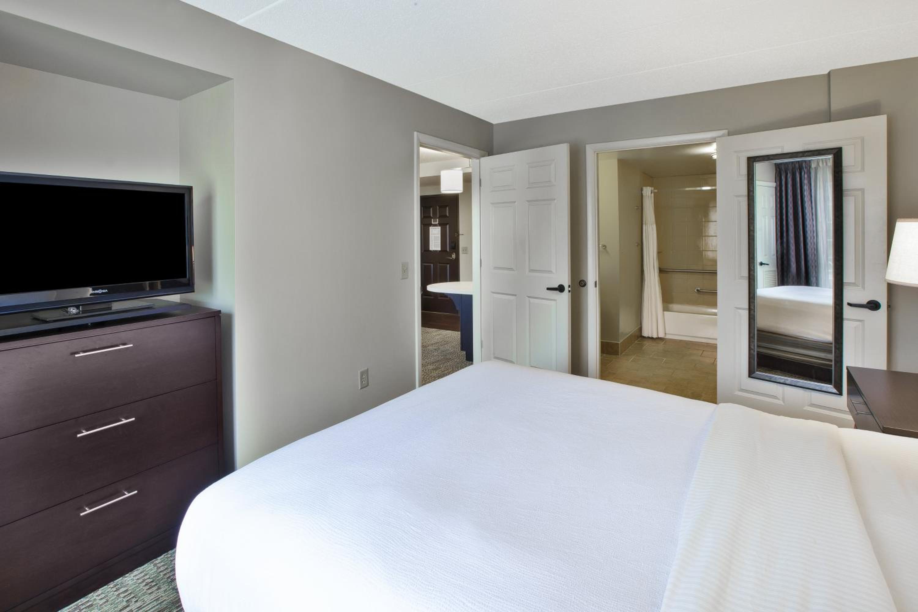 staybridge suites cleveland mayfield heights beachwood by ihg