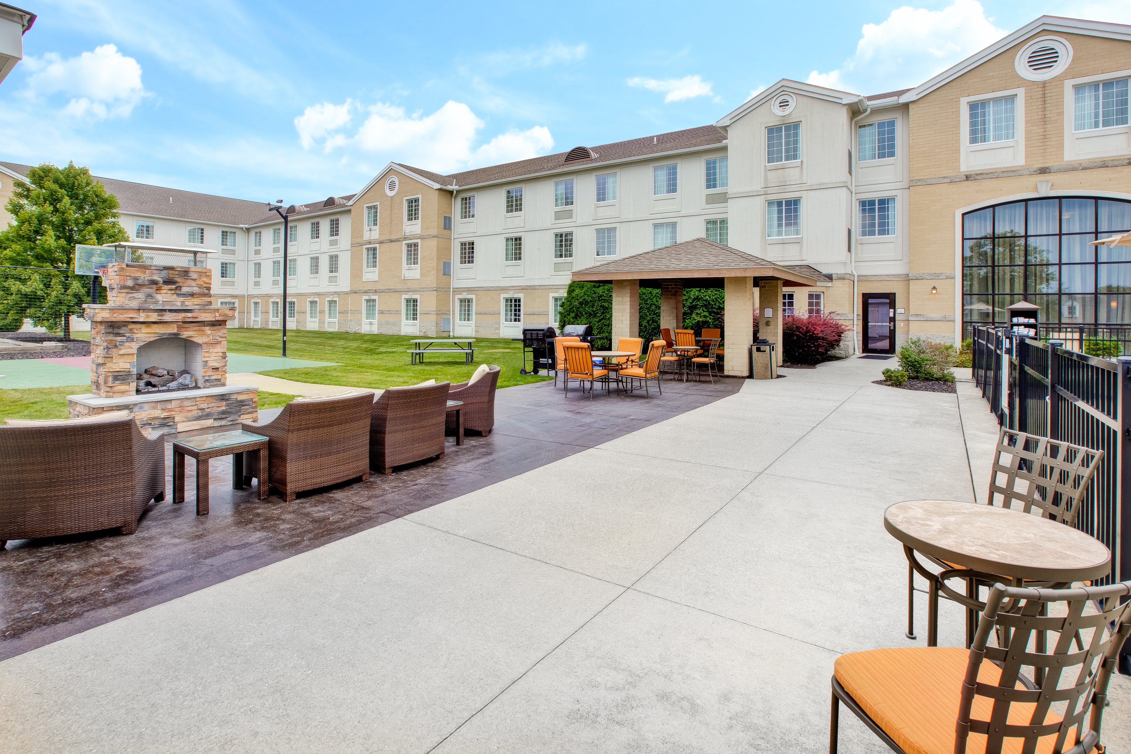 staybridge suites cleveland mayfield heights beachwood by ihg