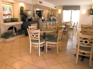 la quinta inn and suites by wyndham austin south