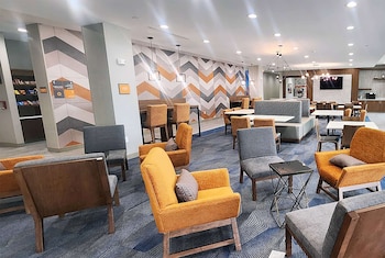la quinta inn and suites by wyndham austin south