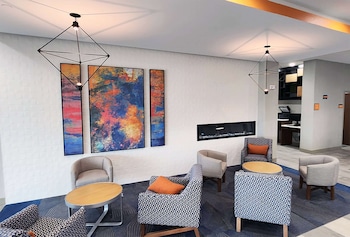 la quinta inn and suites by wyndham austin south