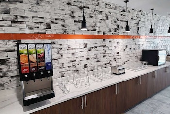 la quinta inn and suites by wyndham austin south