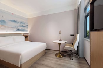 ramada encore by wyndham wuhan station