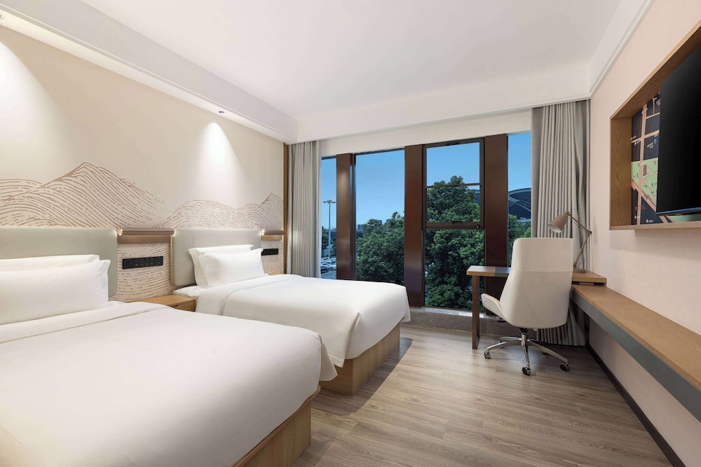 ramada encore by wyndham wuhan station