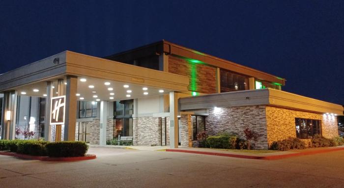 holiday inn mcallen medical center area