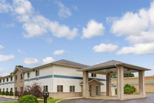 Super 8 By Wyndham Heath/Newark,Heath>>Columbus,3 star