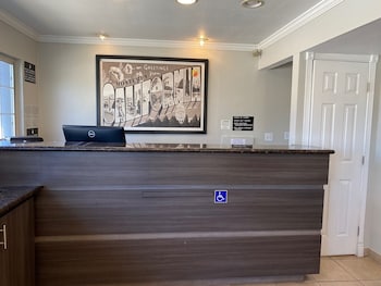 super 8 by wyndham monterey