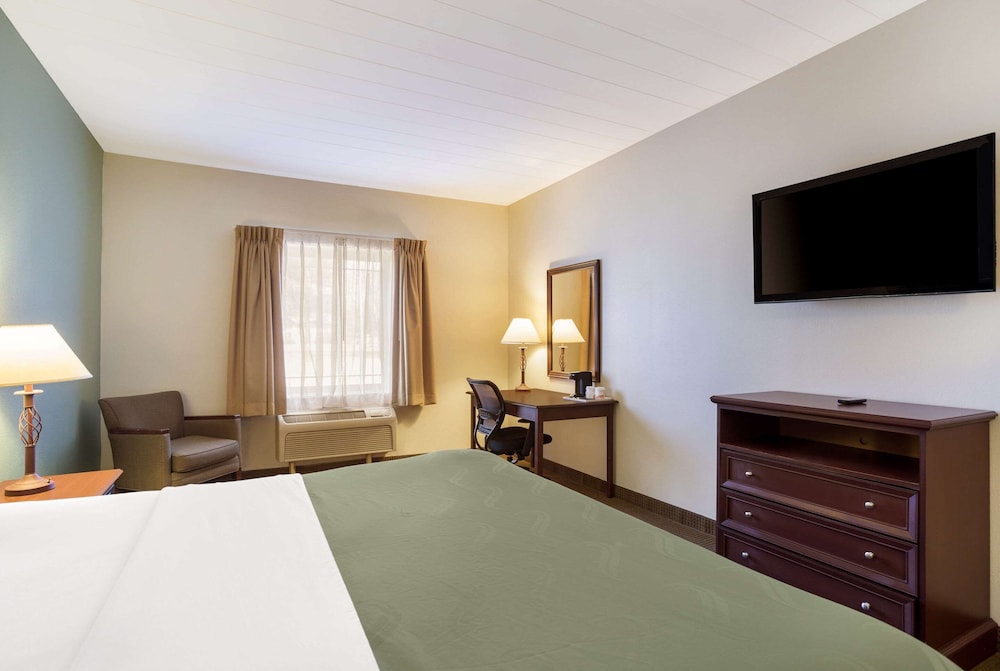 quality inn and suites monterey tn crossville tn