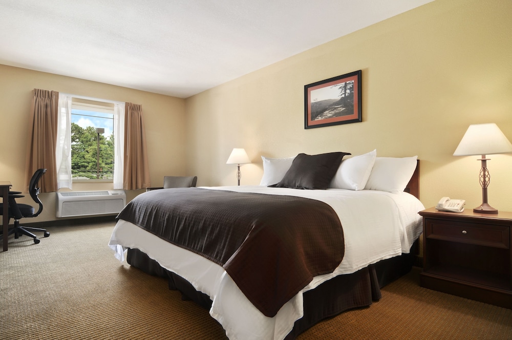 quality inn and suites monterey tn crossville tn