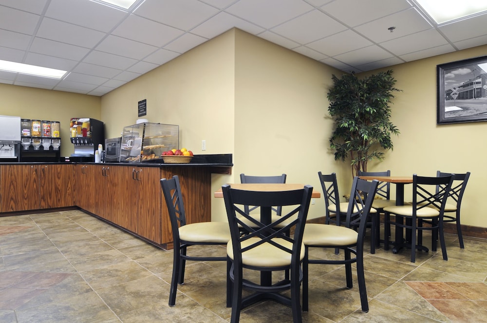 quality inn and suites monterey tn crossville tn