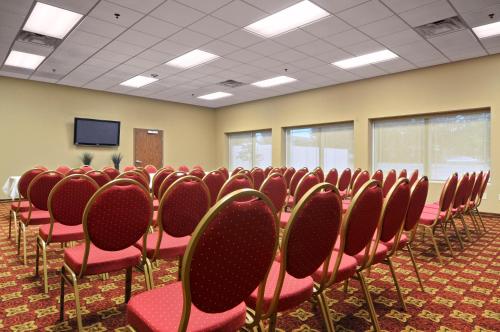 quality inn and suites monterey tn crossville tn