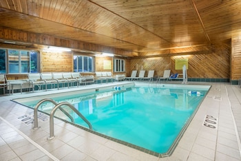 Super 8 By Wyndham Bloomington University Area,Indiana>>Bloomington,2 star