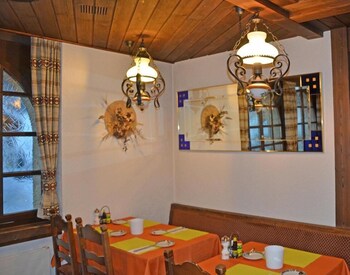 hotel alex