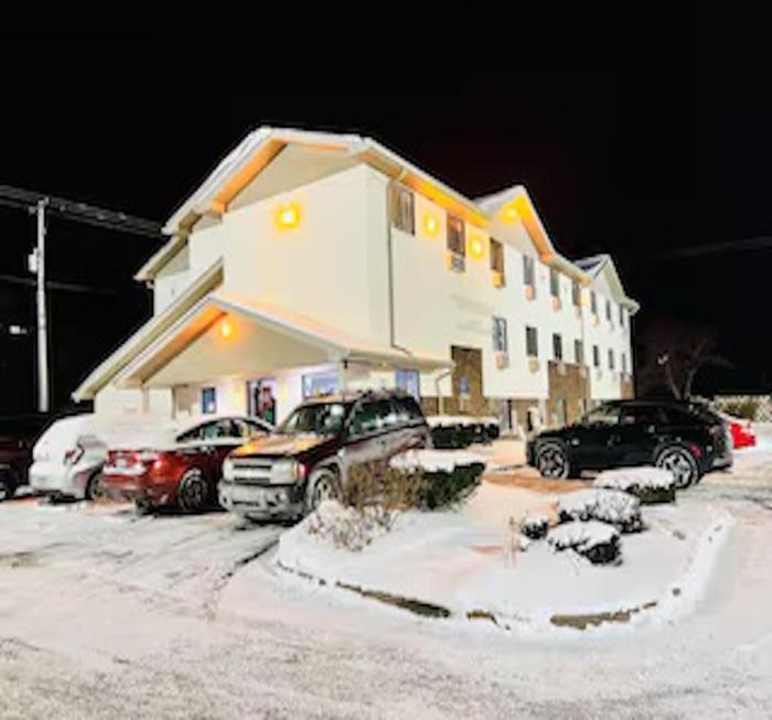 super inn by oyo lansing mi