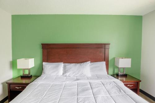super inn by oyo lansing mi