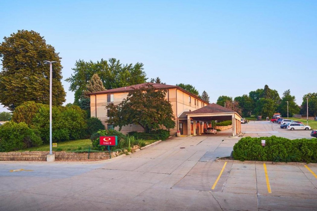 Econo Lodge,Dubuque>>Clinton,2 star