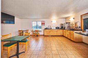 econo lodge